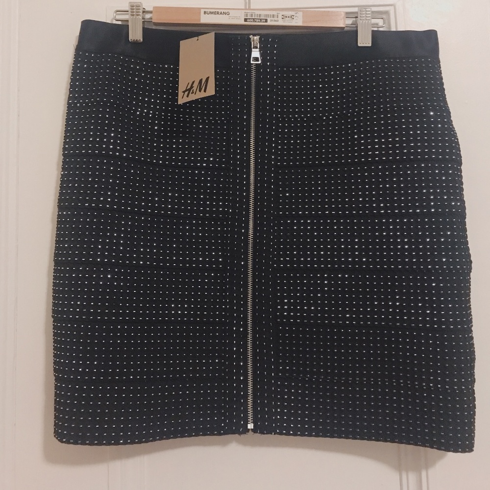 NWT H&M Front Zip Sparkly Skirt Sz Large